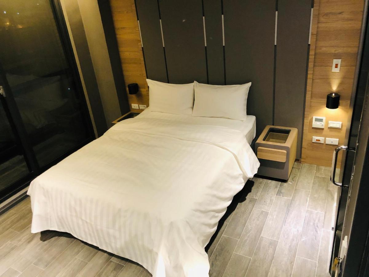 Kiwi Share Hotel Zhongli Buitenkant foto